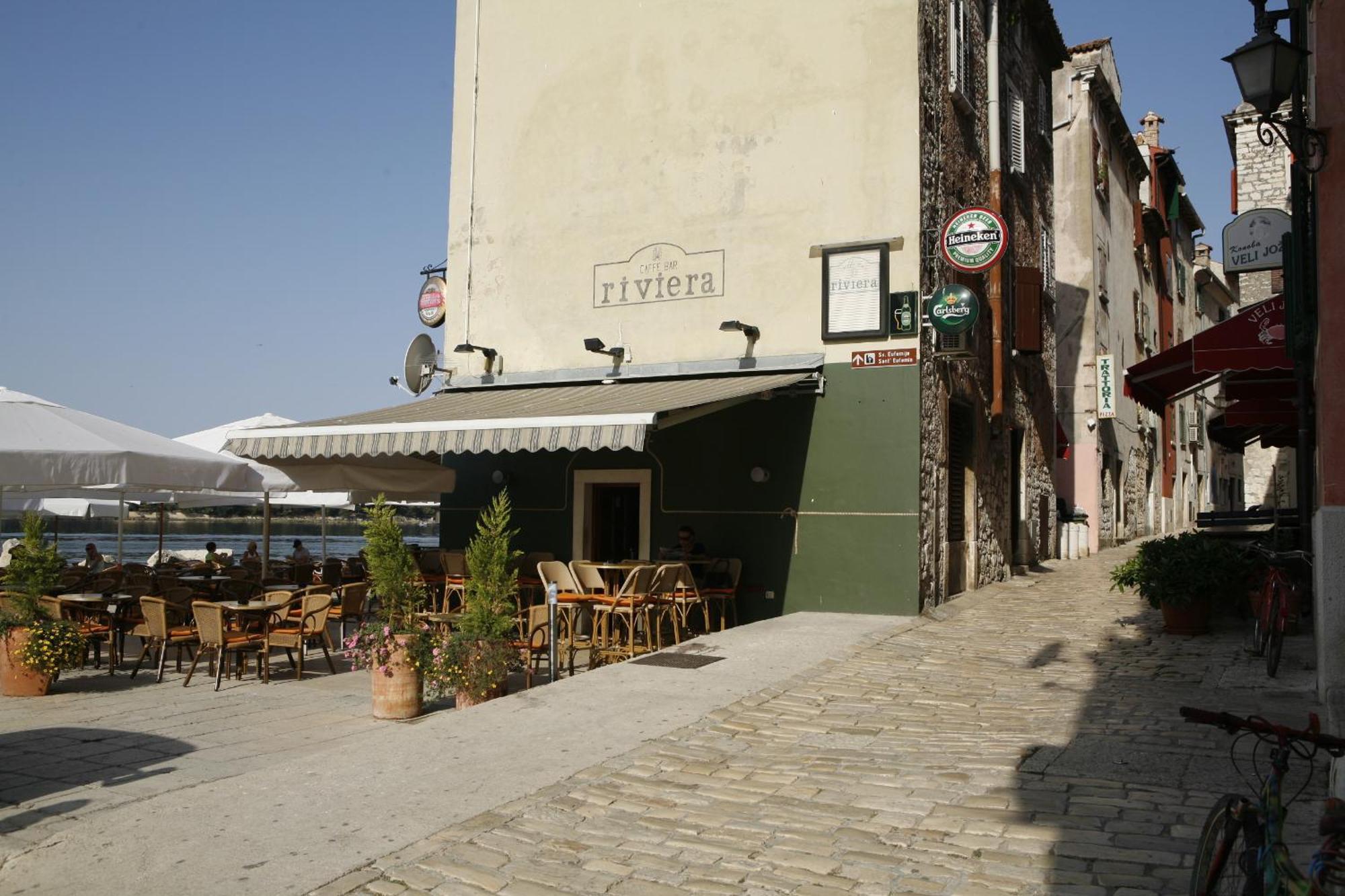 Santa Croce Free Parking